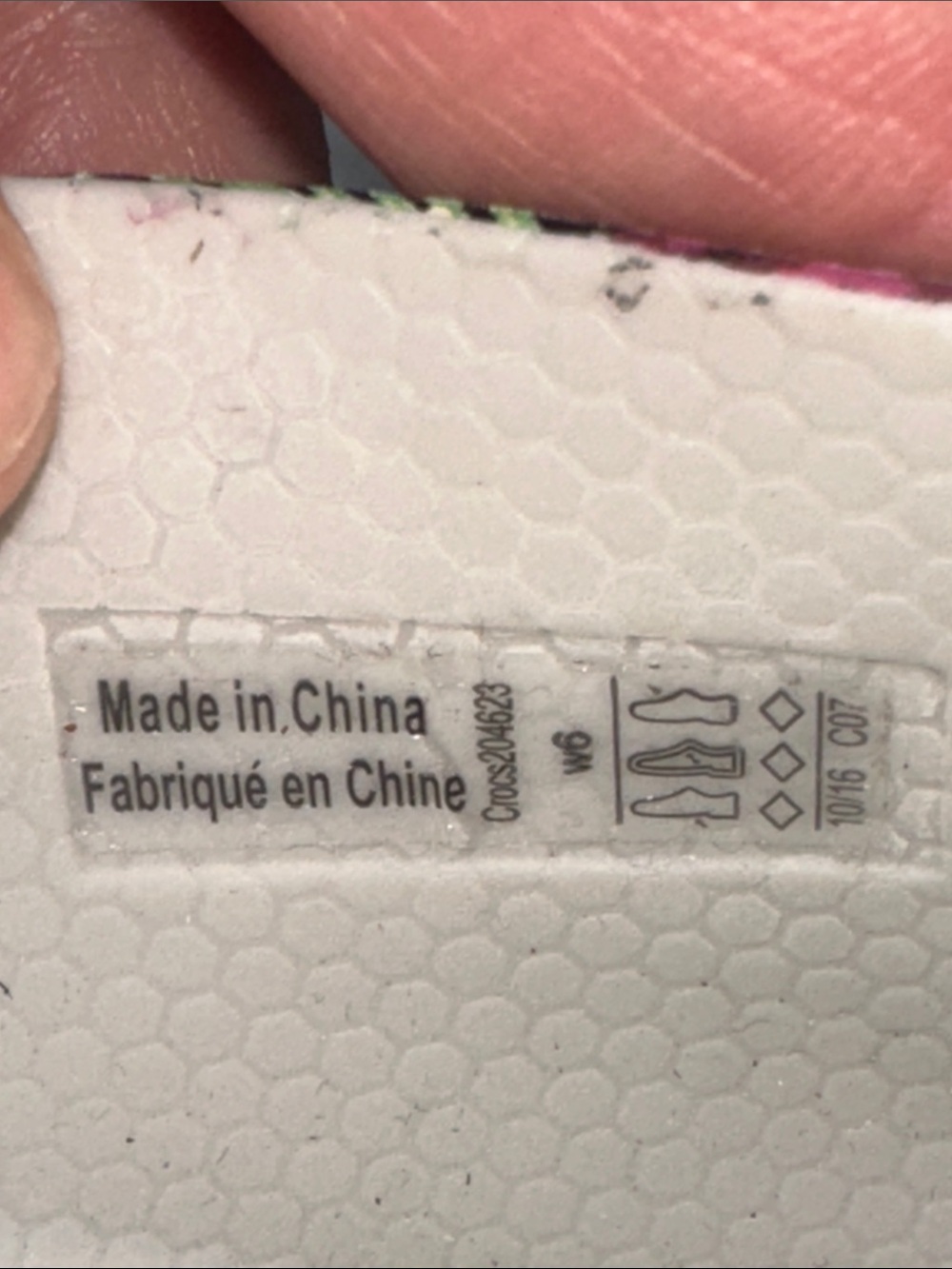 Crocs Size 6 - Picture 4 of 6